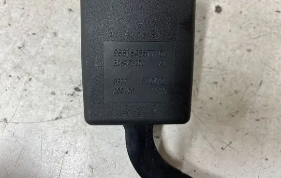 Citroen C4 I Picasso Middle seatbelt buckle (rear) 305540310 9681543877 305443200