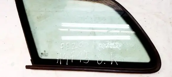 Peugeot 406 Rear side window