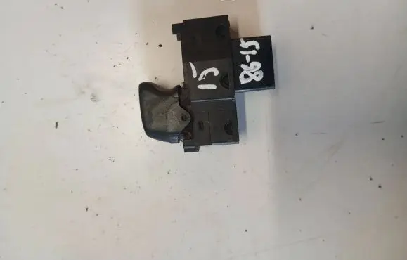 Volvo S60 Electric window control switch 30658696 03120700 5586N3RUA