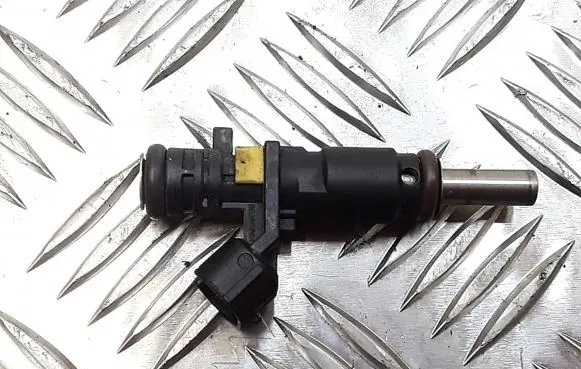 Mini Cooper Countryman R60 Fuel injector 7528176