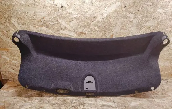 Cadillac XTS Tailgate/boot lid cover trim 