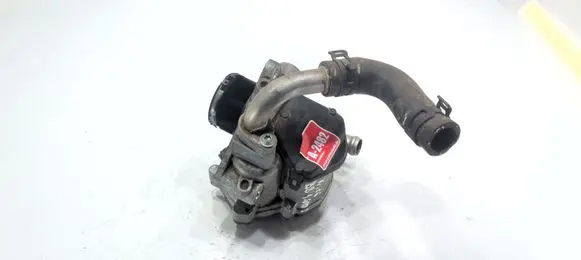 Volkswagen PASSAT B8 EGR valve 04L131501R
