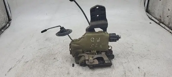 Volkswagen Bora Front door lock 