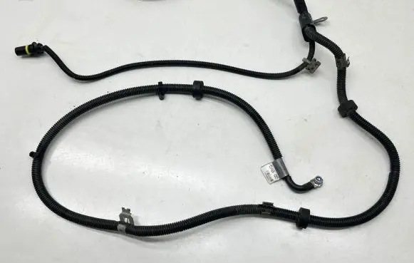 Mercedes-Benz C W204 Wires (starter motor) A2075400610 79688