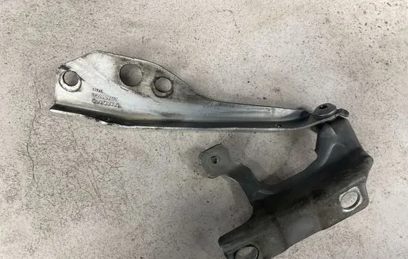 Volvo V50 Engine bonnet/hood hinges 30753598