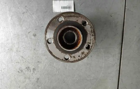 Volvo C40 Rear wheel bearing hub 32331434 32315306 32451845