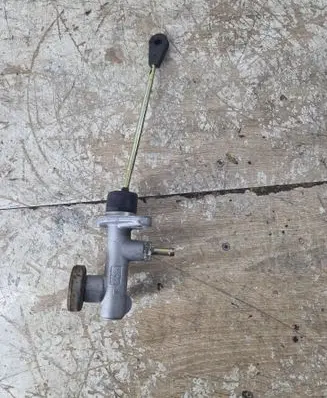 Chevrolet Captiva Clutch slave cylinder 