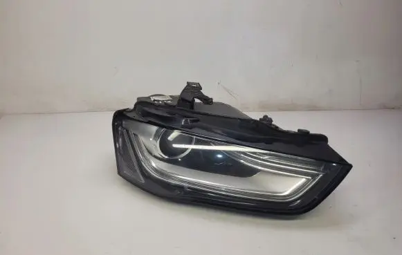 Audi A4 S4 B8 8K Headlight/headlamp 8K0941006D