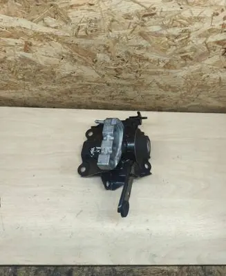 Toyota Yaris Cross Engine mount bracket D2740 AVD2740