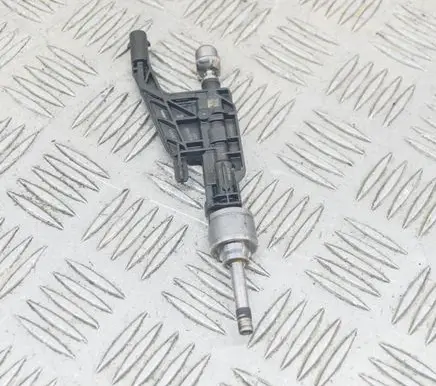 BMW X5 G05 Fuel injector 8656548 0261500437