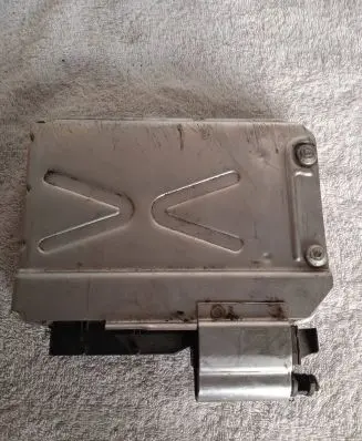 Audi A6 S6 C5 4B Engine control unit/module 8E0907411