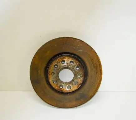 Volkswagen Touran I Front brake disc