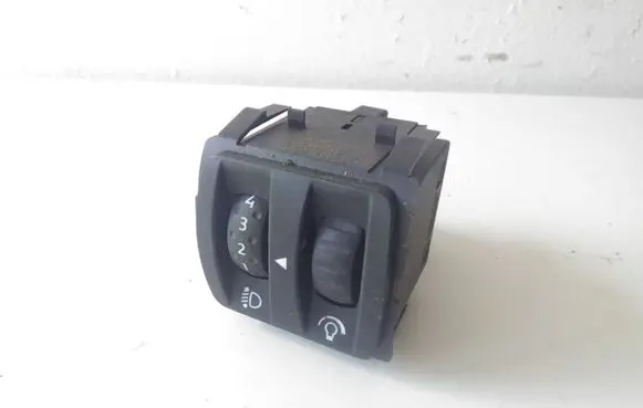 Renault Scenic II - Grand scenic II Headlight level height control switch 8200121805C 88020005108