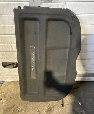 Parcel shelf