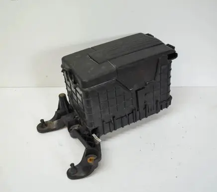 Volkswagen Jetta VI Battery box tray 1K0915333H 3C0915443A