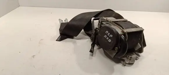 Nissan Qashqai+2 Front seatbelt 86885JD00A