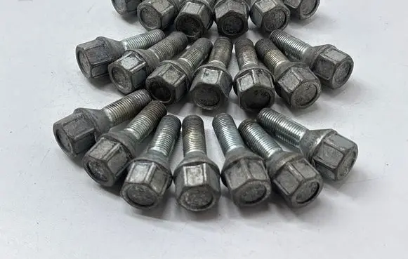 Citroen C5 Aircross Nuts/bolts 