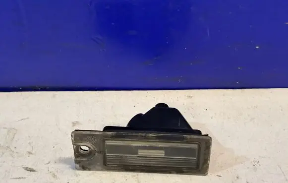 Volvo V70 Number plate light 9187153