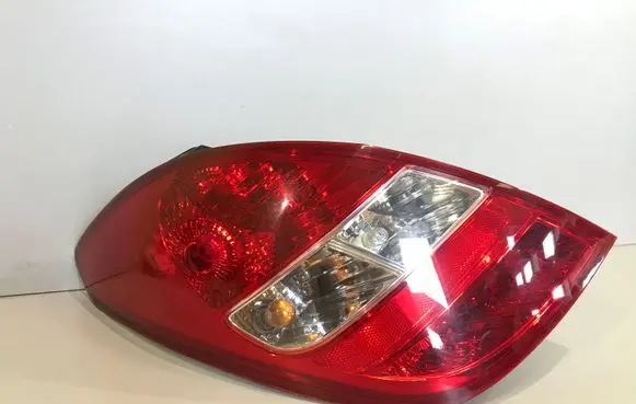 Hyundai i20 (PB PBT) Rear/tail lights 924011J000