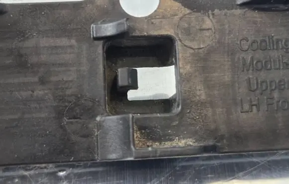 Jeep Compass Radiator mount bracket 