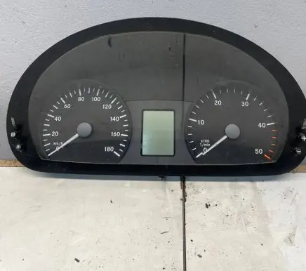 Mercedes-Benz Sprinter W906 Speedometer (instrument cluster) A9069004502 A9069025101 A9069012901