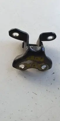 Toyota Prius (XW30) Front door lower hinge 