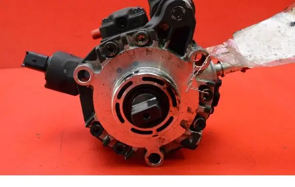 Peugeot 407 Fuel injection high pressure pump 9658193980