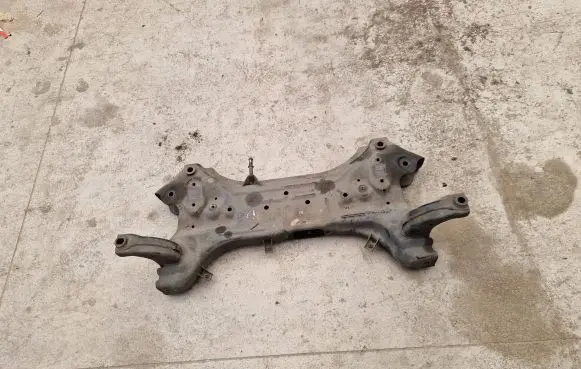 Hyundai i20 (GB IB) Front subframe