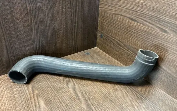 Iveco Daily 3rd gen Intercooler hose/pipe 504098506