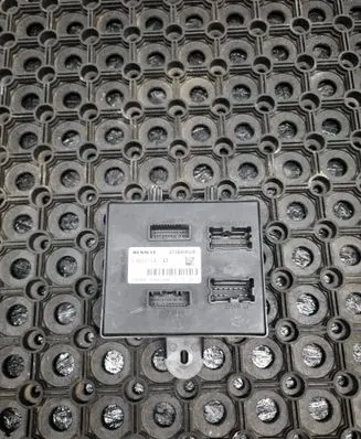 Opel Vivaro Engine control unit/module ECU 231A08052R 8546026644 524454F04