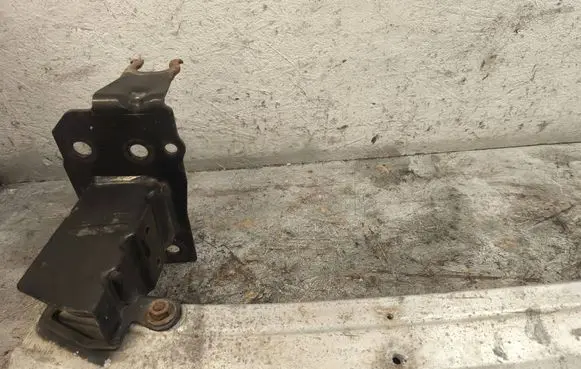 Audi Q7 4L Front bumper cross member 4L0807134