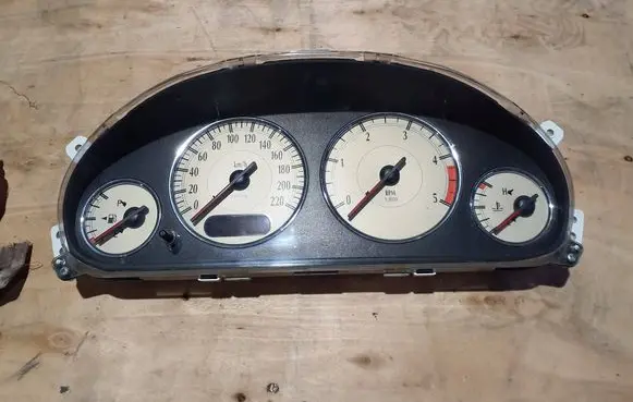 Chrysler Grand Voyager IV Speedometer (instrument cluster) Tn1575109394 R528ZD
