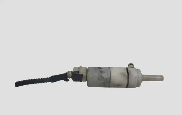 Opel Insignia A Headlight washer pump 13250289