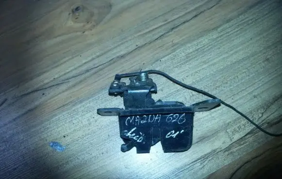 Mazda 626 Tailgate/trunk/boot lock/catch/latch