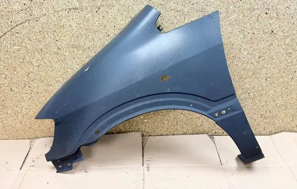 Opel Zafira A Fender 