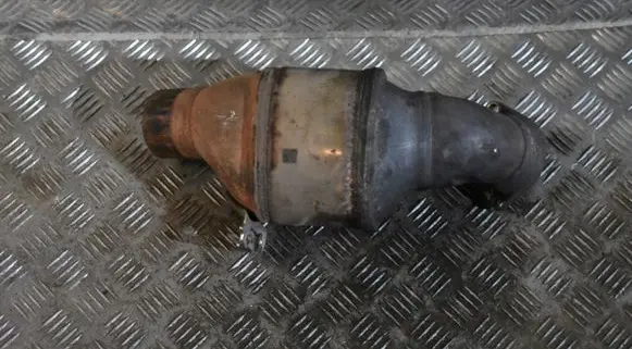 BMW 7 G11 G12 Catalyst/FAP/DPF particulate filter 8485199