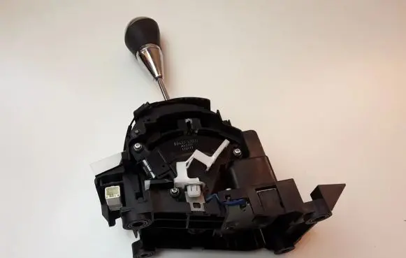 Toyota Aygo AB40 Gear shifter/selector 8945152031