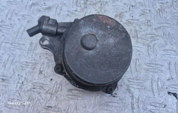BMW 5 E39 Vacuum pump 72832710C 72832710