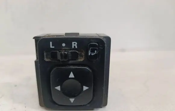 Citroen C-Crosser Wing mirror switch 183569