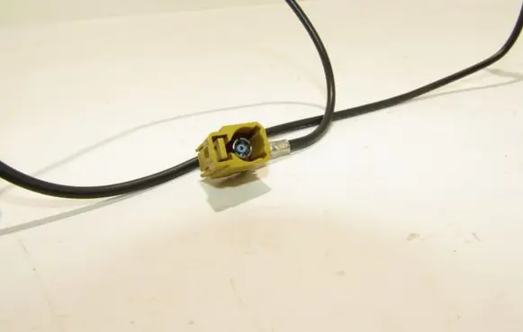 Mercedes-Benz A W176 Radio antenna a1729056500