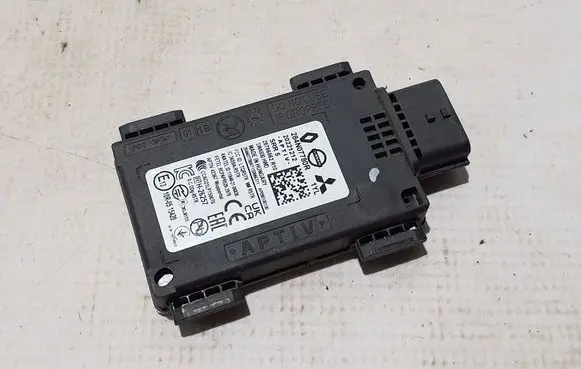 Renault Megane E-Tech Distronic sensor radar 284N07780R