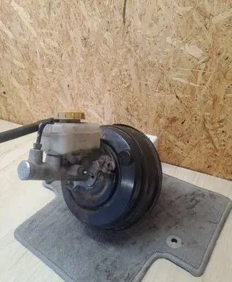 Subaru Legacy Brake booster G215T