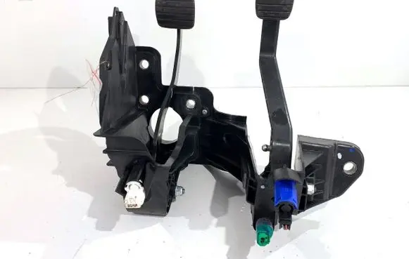 Renault Master III Pedal assembly 070108H