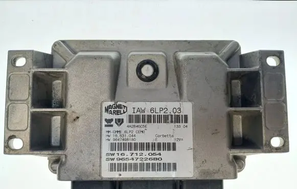 Peugeot 206 Engine control unit/module 9654722680 9647498180 16712054