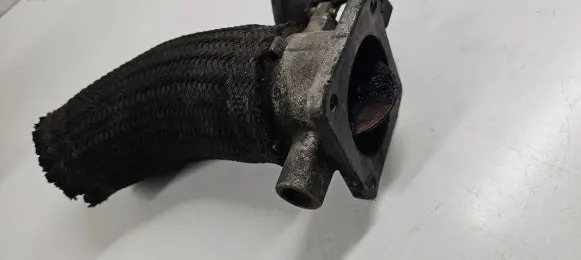 KIA Sorento Engine shut-off valve 