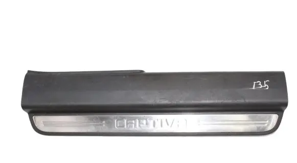 Chevrolet Captiva Front sill trim cover 20832152