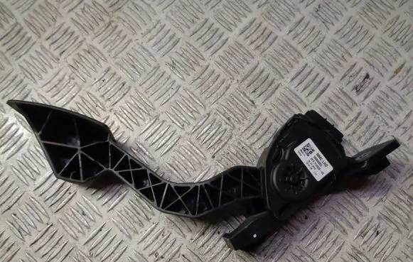 Mitsubishi Space Star Accelerator throttle pedal 1600A093