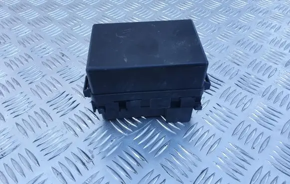Nissan Pulsar Fuse box cover PU6394
