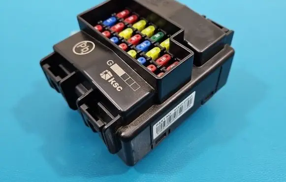 KIA Optima Fuse box set 91950D4645 IMPRK1572924