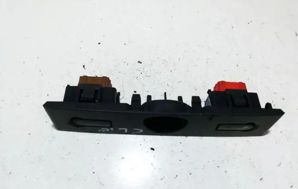 Renault Clio II Central locking switch button 